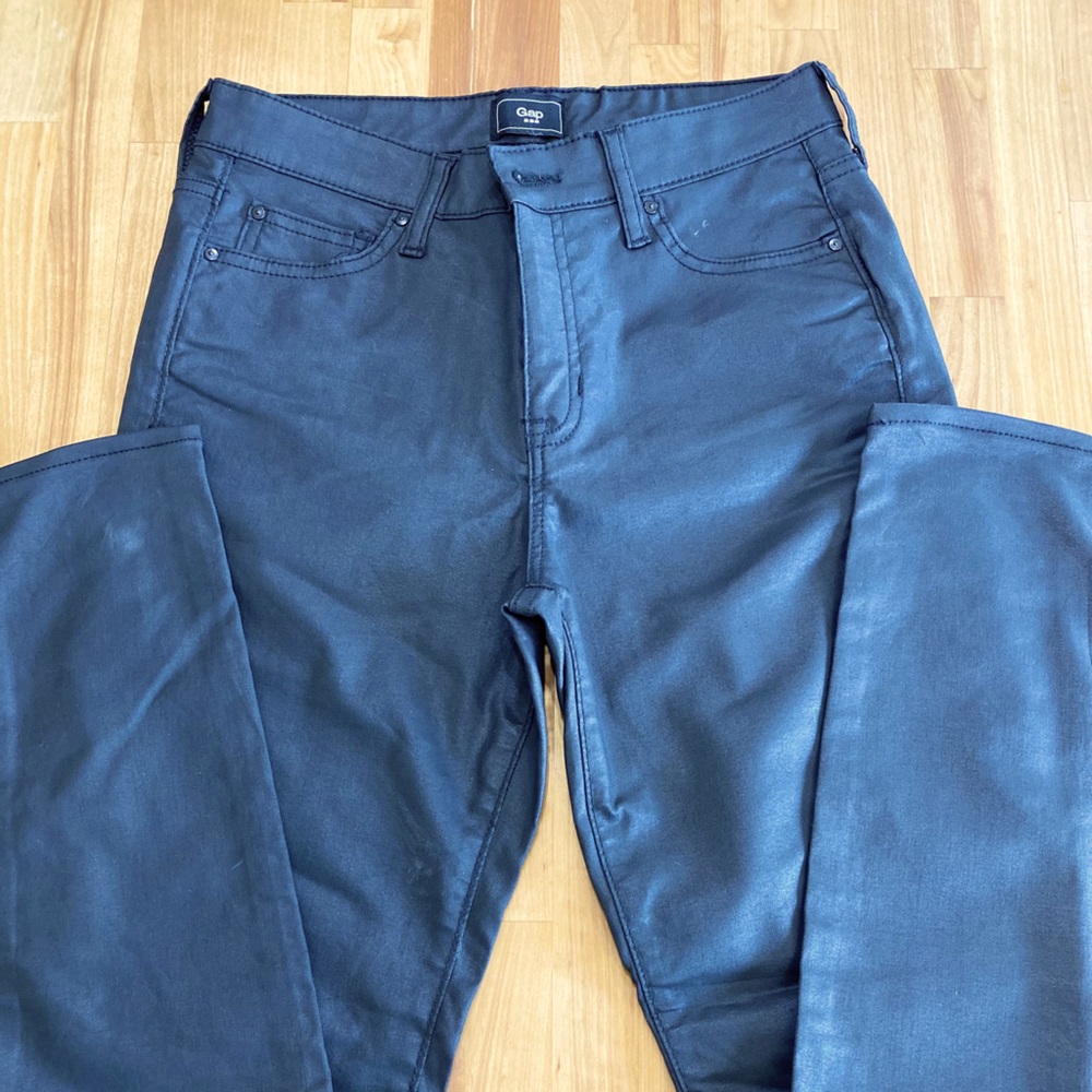 Gap jeans size 6/28R
